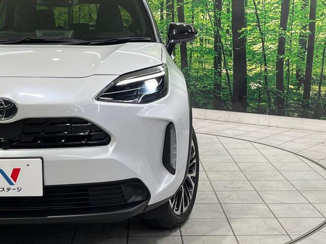 ヤリスクロス Z 純正8型ナビ 全周囲カメラ セーフティセンス レーダークルーズ 禁煙車 ETC2.0 電動リアゲート ハーフレザーシート パワーシート ドラレコ スマートキー LEDヘッド オートマチックハイビーム(28枚目)