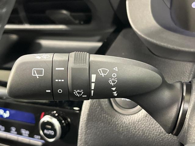 ヤリスクロス Z 純正8型ナビ 全周囲カメラ セーフティセンス レーダークルーズ 禁煙車 ETC2.0 電動リアゲート ハーフレザーシート パワーシート ドラレコ スマートキー LEDヘッド オートマチックハイビーム(47枚目)