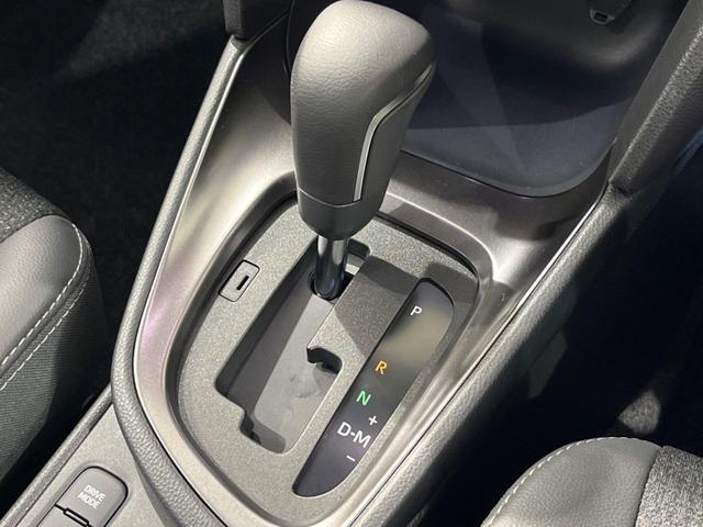 ヤリスクロス Z 純正8型ナビ 全周囲カメラ セーフティセンス レーダークルーズ 禁煙車 ETC2.0 電動リアゲート ハーフレザーシート パワーシート ドラレコ スマートキー LEDヘッド オートマチックハイビーム(52枚目)