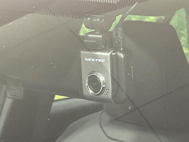 ヤリスクロス Z 純正8型ナビ 全周囲カメラ セーフティセンス レーダークルーズ 禁煙車 ETC2.0 電動リアゲート ハーフレザーシート パワーシート ドラレコ スマートキー LEDヘッド オートマチックハイビーム(58枚目)