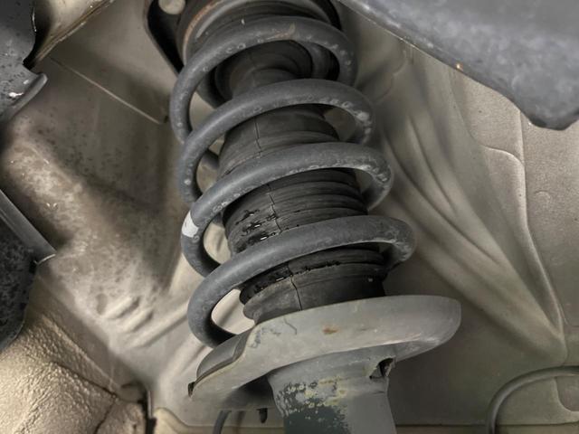 ｅＫカスタム Ｇ　純正ナビ　バックカメラ　禁煙車　ＥＴＣ　スマートキー　ＨＩＤヘッド　フォグランプ　オートエアコン　純正１４インチＡＷ　フルセグＴＶ　ＣＤ／ＡＵＸ再生　アイドリングストップ　電動格納ミラー（20枚目）