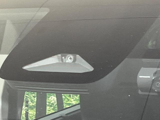 シエンタ ハイブリッドZ 両側電動スライド 純正10.5型ナビ 全周囲カメラ セーフティセンス 禁煙車 ETC ドラレコ スマートキー LEDヘッド オートライト オートエアコン ブラインドスポットモニター フルセグTV(6枚目)
