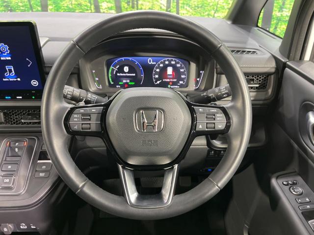 ステップワゴン ｅ：ＨＥＶスパーダ　両側電動ドア　純正ナビ　後席モニター　全周囲カメラ　ホンダセンシング　レーダークルーズ　禁煙車　電動リアゲート　ハーフレザーシート　シートヒーター　ドラレコ　コーナーセンサー　スマートキー（12枚目）