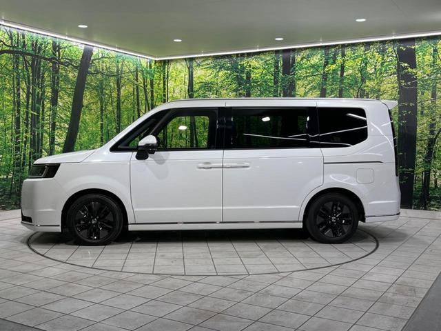 ステップワゴン ｅ：ＨＥＶスパーダ　両側電動ドア　純正ナビ　後席モニター　全周囲カメラ　ホンダセンシング　レーダークルーズ　禁煙車　電動リアゲート　ハーフレザーシート　シートヒーター　ドラレコ　コーナーセンサー　スマートキー（25枚目）