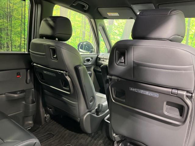 ステップワゴン ｅ：ＨＥＶスパーダ　両側電動ドア　純正ナビ　後席モニター　全周囲カメラ　ホンダセンシング　レーダークルーズ　禁煙車　電動リアゲート　ハーフレザーシート　シートヒーター　ドラレコ　コーナーセンサー　スマートキー（46枚目）