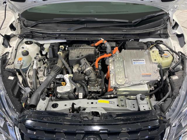 キックス X 純正9型ナビ 全周囲カメラ エマージェンシーブレーキ プロパイロット 禁煙車 ハーフレザーシート ETC ドラレコ スマートキー LEDヘッド オートライト ルーフレール オートエアコン フルセグ(18枚目)