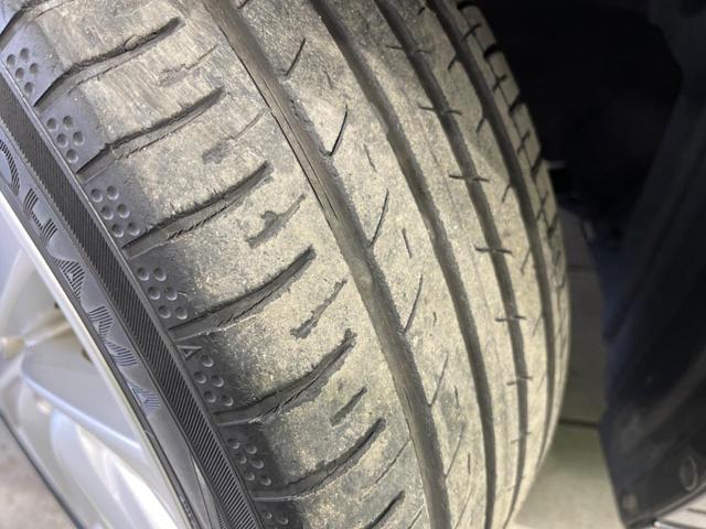 IS IS300h 純正ナビ バックカメラ プレミアムサウンドシステム 禁煙車 クルコン シートヒーター パワーシート ハーフレザーシート ETC ドラレコ スマートキー LEDヘッド 純正17インチAW オートライト(27枚目)