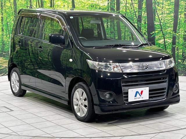 高透明度のガラス皮膜で撥水はもちろん、上質なツヤ・光沢を実現。紫外線や酸性雨から大切な愛車を保護し、色あせ・劣化を防止。「弾スプラッシュコート」、「弾プリミッサコート」からお選びいただけます。