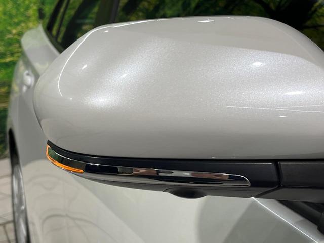 プリウス ＳセーフティプラスＩＩ　純正８型ナビ　全周囲カメラ　１００Ｖ電源　セーフティセンス　レーダークルーズ　禁煙車　ドラレコ　スマートキー　コーナーセンサー　ＥＴＣ２．０　ブラインドスポットモニター　ＬＥＤヘッド／フォグ（25枚目）