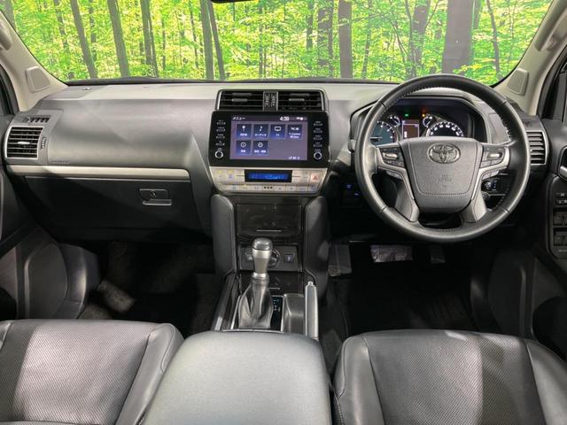 ランドクルーザープラド ＴＸ　Ｌパッケージ・ブラックエディション　後期　７人乗り　ムーンルーフ　純正９型ナビ　全周囲カメラ　セーフティセンス　禁煙車　黒革シート　シートベンチレーション　パワーシート　ＥＴＣ２．０　スマートキー　ＬＥＤヘッド　オートライト（2枚目）