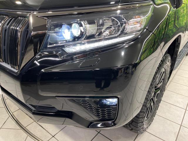 ランドクルーザープラド ＴＸ　Ｌパッケージ・ブラックエディション　後期　７人乗り　ムーンルーフ　純正９型ナビ　全周囲カメラ　セーフティセンス　禁煙車　黒革シート　シートベンチレーション　パワーシート　ＥＴＣ２．０　スマートキー　ＬＥＤヘッド　オートライト（32枚目）