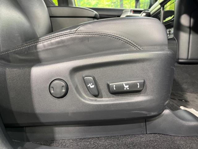 ランドクルーザープラド ＴＸ　Ｌパッケージ・ブラックエディション　後期　７人乗り　ムーンルーフ　純正９型ナビ　全周囲カメラ　セーフティセンス　禁煙車　黒革シート　シートベンチレーション　パワーシート　ＥＴＣ２．０　スマートキー　ＬＥＤヘッド　オートライト（35枚目）