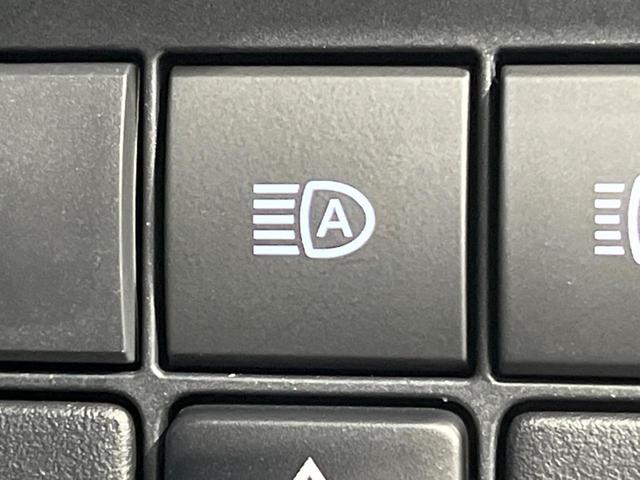 ランドクルーザープラド ＴＸ　Ｌパッケージ・ブラックエディション　後期　７人乗り　ムーンルーフ　純正９型ナビ　全周囲カメラ　セーフティセンス　禁煙車　黒革シート　シートベンチレーション　パワーシート　ＥＴＣ２．０　スマートキー　ＬＥＤヘッド　オートライト（48枚目）