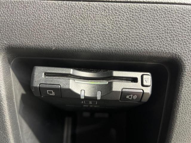 タント カスタムＲＳ　ＳＡ　両側電動スライド　純正ナビ　バックカメラ　スマートアシスト　禁煙車　ＥＴＣ　ドラレコ　スマートキー　ＬＥＤヘッド　オートライト　オートエアコン　純正１５インチアルミ　Ｂｌｕｅｔｏｏｔｈ再生　ＣＤ再生（7枚目）