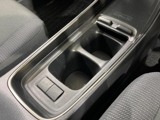 アクア Ｚ　純正１０型ナビ　全周囲カメラ　セーフティセンス　レーダークルーズ　ＡＣ１００Ｖ電源　禁煙車　ＥＴＣ　ドラレコ　スマートキー　ＬＥＤヘッド　オートライト　純正１６インチＡＷ　オートエアコン（57枚目）
