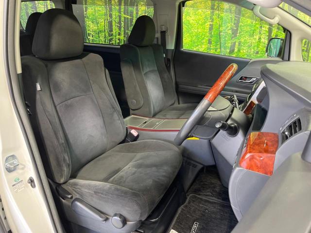 ヴェルファイア ２．４Ｚ　プラチナムセレクション　両側電動スライド　ＡＬＰＩＮＥ８型ナビ　後席モニター　バックカメラ　禁煙車　電動リヤゲート　クリアランスソナー　ＥＴＣ　スマートキー　ＨＩＤヘッド　オートライト　純正１８インチＡＷ　オートエアコン（8枚目）