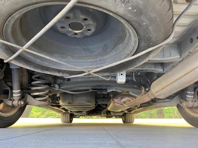 ヴェルファイア ２．４Ｚ　プラチナムセレクション　両側電動スライド　ＡＬＰＩＮＥ８型ナビ　後席モニター　バックカメラ　禁煙車　電動リヤゲート　クリアランスソナー　ＥＴＣ　スマートキー　ＨＩＤヘッド　オートライト　純正１８インチＡＷ　オートエアコン（24枚目）