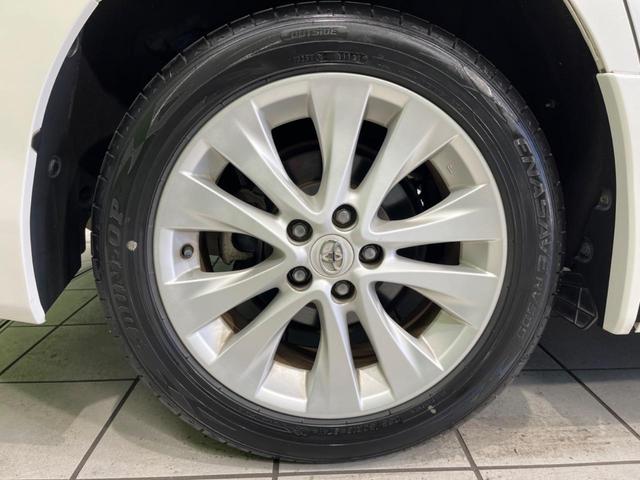 ヴェルファイア ２．４Ｚ　プラチナムセレクション　両側電動スライド　ＡＬＰＩＮＥ８型ナビ　後席モニター　バックカメラ　禁煙車　電動リヤゲート　クリアランスソナー　ＥＴＣ　スマートキー　ＨＩＤヘッド　オートライト　純正１８インチＡＷ　オートエアコン（28枚目）