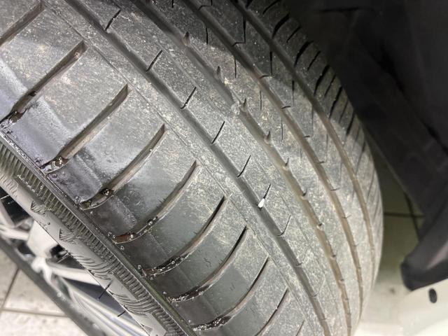 エルグランド ３５０ハイウェイスタープレミアムアーバンクロム　サンルーフ　後席モニター　メーカーナビ　両側電動スライド　全周囲カメラ　エマージェンシーブレーキ　レーダークルーズ　禁煙車　レザーシート　シートヒーター　パワーシート　ドラレコ　ＬＥＤヘッド　ＥＴＣ（68枚目）