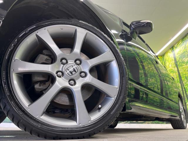 オデッセイ アブソルートＨＤＤナビスペシャルエディション　純正ナビ　バックカメラ　禁煙車　ハーフレザーシート　ＥＴＣ　クルコン　ＨＩＤヘッド　オートライト　オートエアコン　リモコンキー　純正１８インチアルミ　ＣＤ再生　盗難防止システム　電動格納ミラー（14枚目）