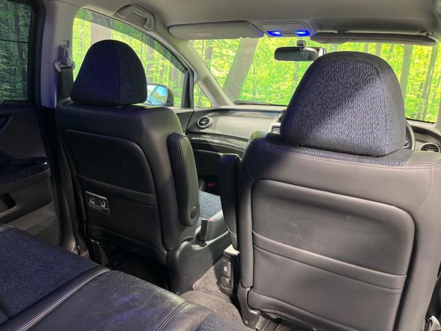 オデッセイ アブソルートＨＤＤナビスペシャルエディション　純正ナビ　バックカメラ　禁煙車　ハーフレザーシート　ＥＴＣ　クルコン　ＨＩＤヘッド　オートライト　オートエアコン　リモコンキー　純正１８インチアルミ　ＣＤ再生　盗難防止システム　電動格納ミラー（43枚目）