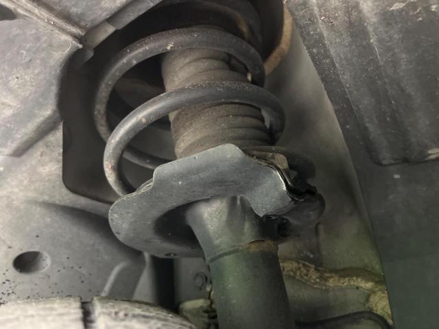 セレナ ｅ－パワー　ハイウェイスターＶ　両側電動スライド　純正９型ナビ　全周囲カメラ　エマージェンシーブレーキ　プロパイロット　禁煙車　シートヒーター　ＥＴＣ　ドラレコ　スマートキー　ＬＥＤヘッド　オートライト　純正１５インチＡＷ（21枚目）