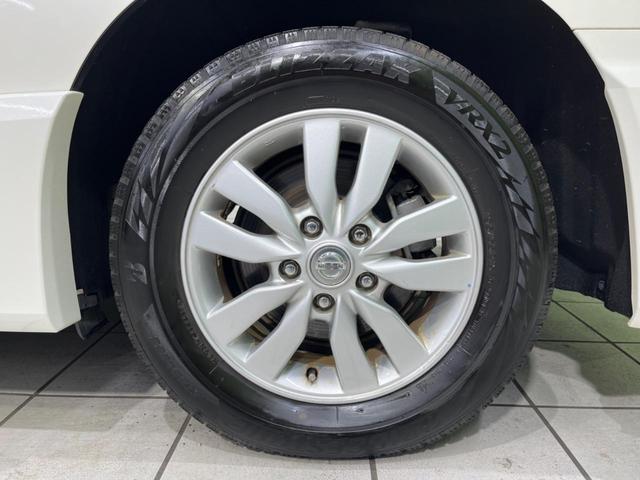 セレナ ｅ－パワー　ハイウェイスターＶ　両側電動スライド　純正９型ナビ　全周囲カメラ　エマージェンシーブレーキ　プロパイロット　禁煙車　シートヒーター　ＥＴＣ　ドラレコ　スマートキー　ＬＥＤヘッド　オートライト　純正１５インチＡＷ（27枚目）