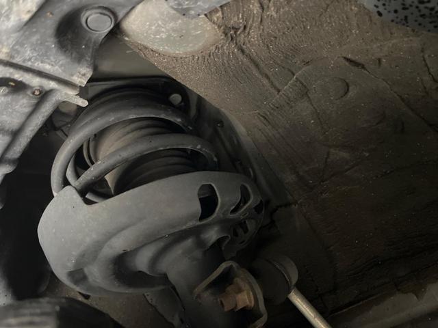 プリウス A 後期 純正9型ナビ バックカメラ セーフティセンス 禁煙車 パワーシート ETC2.0 スマートキー LEDヘッド オートライト 純正15インチAW オートエアコン ヘッドアップディスプレイ(20枚目)