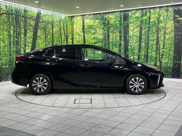 プリウス A 後期 純正9型ナビ バックカメラ セーフティセンス 禁煙車 パワーシート ETC2.0 スマートキー LEDヘッド オートライト 純正15インチAW オートエアコン ヘッドアップディスプレイ(22枚目)