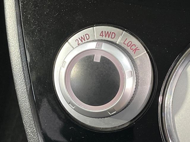 デリカD:5 D パワーパッケージ 4WD ターボ ディーゼル 両側電動ドア SDナビ 後席モニター バックカメラ 禁煙車 ドラレコ HIDヘッド オートライト オートエアコン ETC クルコン 純正18インチAW bluetooth(3枚目)