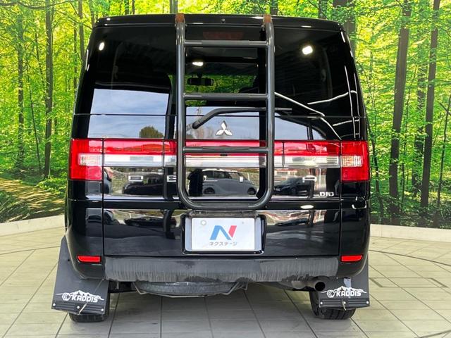 デリカD:5 D パワーパッケージ 4WD ターボ ディーゼル 両側電動ドア SDナビ 後席モニター バックカメラ 禁煙車 ドラレコ HIDヘッド オートライト オートエアコン ETC クルコン 純正18インチAW bluetooth(16枚目)