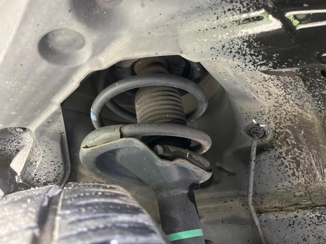 デリカD:5 D パワーパッケージ 4WD ターボ ディーゼル 両側電動ドア SDナビ 後席モニター バックカメラ 禁煙車 ドラレコ HIDヘッド オートライト オートエアコン ETC クルコン 純正18インチAW bluetooth(21枚目)