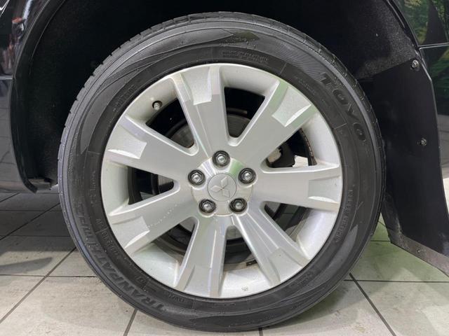 デリカD:5 D パワーパッケージ 4WD ターボ ディーゼル 両側電動ドア SDナビ 後席モニター バックカメラ 禁煙車 ドラレコ HIDヘッド オートライト オートエアコン ETC クルコン 純正18インチAW bluetooth(30枚目)