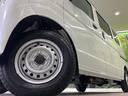 ＰＡ　両側スライド　セーフティサポート　禁煙車　クリアランスソナー　オートライト　ダイヤル式エアコン　プライバシーガラス　横滑り防止装置　衝突安全ボディー　ＡＢＳ　パワーステアリング（13枚目）