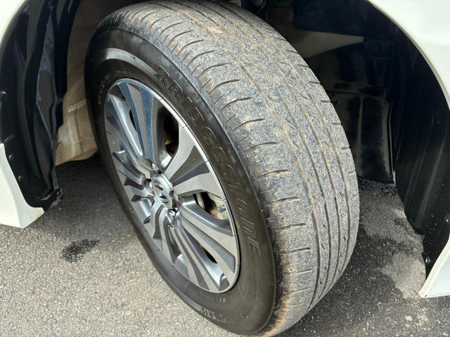 フリードハイブリッド ジャストセレクション ワンオーナー・7インチ純ナビTV・ETC・両パワスラ・スマートキー・HID・オートライト・純AW ナビテレビ セキュリティー 横滑り防止機能 記録簿 オートクルーズ エアバック DVD再生可能 PS(17枚目)