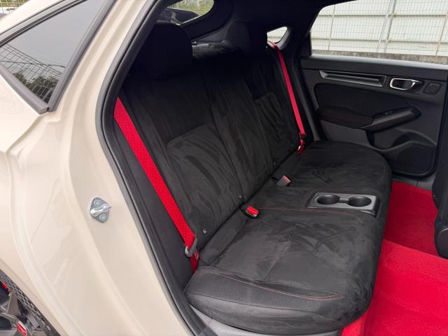 シビック タイプR ワンオーナー・障害物センサー・純ナビTV・Bluetooth・ホンダコネクト・Rカメラ・ETC・HondaSENSING・LED・AW TVナビ ETC車載器 フルセグテレビ LEDランプ キーフリ(60枚目)