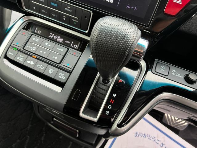 ステップワゴンスパーダ スパーダホンダセンシング 禁煙・ワンオーナー・ドラレコ・障害物センサー・10インチ純ナビTV・Bluetooth・インターナビ・マルチビューカメラ・パドルシフト・AW 盗難防止 助手席エアバッグ ワンオーナ- Wパワスラ(49枚目)