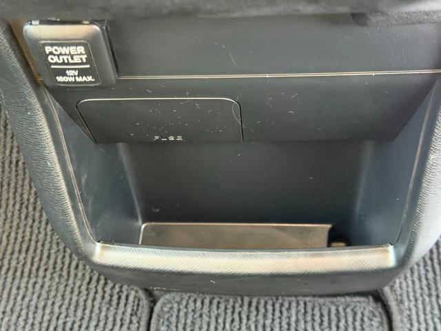 ステップワゴンスパーダ Ｚ　ワンオーナー・ドラレコ・両パワスラ・ＡＷ・パドルシフト・デュアルＡＡＣ・スマートキー・ＥＴＣ　横滑防止　イモビ　スマキー　地デジＴＶ　バックモニタ－　３列シ－ト　キーフリー　パワーウィンド　１オナ（49枚目）