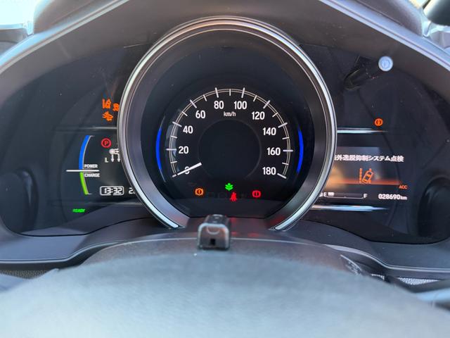 フィットハイブリッド Ｓホンダセンシング　禁煙・ワンオーナー・ドラレコ・７インチ純ナビＴＶ・Ｂｌｕｅｔｏｏｔｈ・インターナビ・Ｒカメラ・ＥＴＣ・スマートキー・ＬＥＤ・ＡＷ　スマ－トキ－　アクティブクルーズコントロール　パワーウインドウ　ＡＢＳ（37枚目）