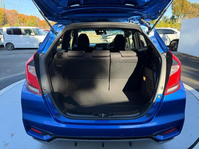 フィットハイブリッド Ｓホンダセンシング　禁煙・ワンオーナー・ドラレコ・７インチ純ナビＴＶ・Ｂｌｕｅｔｏｏｔｈ・インターナビ・Ｒカメラ・ＥＴＣ・スマートキー・ＬＥＤ・ＡＷ　スマ－トキ－　アクティブクルーズコントロール　パワーウインドウ　ＡＢＳ（58枚目）