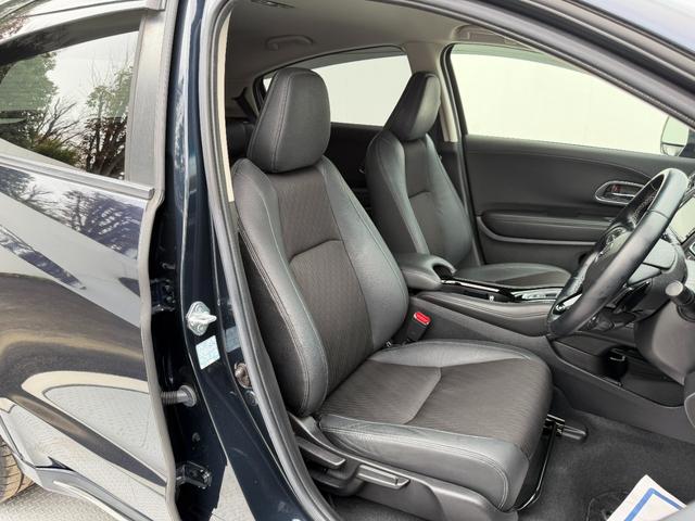 ヴェゼル ハイブリッドZ・ホンダセンシング ワンオーナー・7インチ純ナビTV・Bluetooth・インターナビ・Rカメラ・ETC・シートヒーター・AW レーダーサポート 1オーナ- DVD再生機能 整備記録簿 横滑り防止システム 盗難防止装置(52枚目)