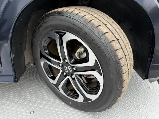 ヴェゼル ハイブリッドZ・ホンダセンシング ワンオーナー・7インチ純ナビTV・Bluetooth・インターナビ・Rカメラ・ETC・シートヒーター・AW レーダーサポート 1オーナ- DVD再生機能 整備記録簿 横滑り防止システム 盗難防止装置(60枚目)