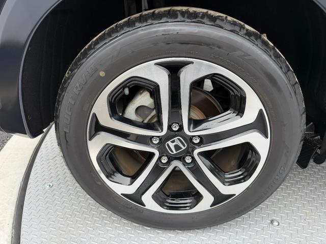 ヴェゼル ハイブリッドZ・ホンダセンシング ワンオーナー・7インチ純ナビTV・Bluetooth・インターナビ・Rカメラ・ETC・シートヒーター・AW レーダーサポート 1オーナ- DVD再生機能 整備記録簿 横滑り防止システム 盗難防止装置(62枚目)