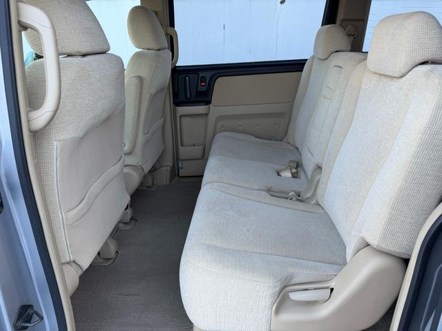 ステップワゴン GLパッケージ ワンオーナー・純ナビ・CD・DVD・左パワスラ・Rカメラ・HID・AW キーレスキー バックモニター パワーウインドウ 盗難防止装置 DVD再生 HDDナビ PS ABS エアバッグ 三列シート(47枚目)