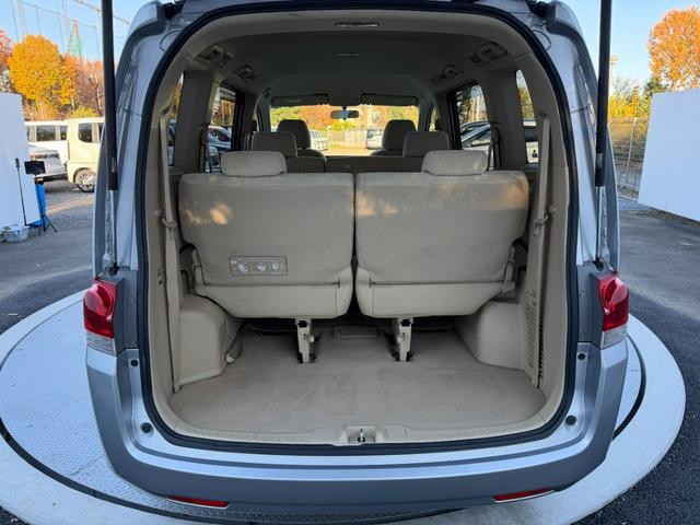 ステップワゴン GLパッケージ ワンオーナー・純ナビ・CD・DVD・左パワスラ・Rカメラ・HID・AW キーレスキー バックモニター パワーウインドウ 盗難防止装置 DVD再生 HDDナビ PS ABS エアバッグ 三列シート(48枚目)