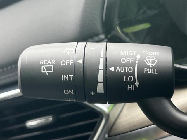 ＣＸ－５ ４ＷＤ　ＸＤエクスクルーシブモード　サンルーフ／ＢＯＳＥ／保証書／純正　ＳＤナビ／衝突安全装置／シートヒーター／３６０°ビューモニター／車線逸脱防止支援システム／シート　フルレザー／電動バックドア／ドライブレコーダー　前後　革シート（17枚目）