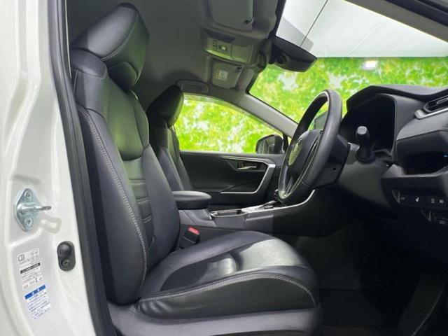 RAV4 4WDハイブリッドG ディスプレイオーディオ+ナビ/デジタルインナーミラー/衝突安全装置/シートヒーター/パノラミックビューモニター/車線逸脱防止支援システム/シート 合皮/電動バックドア/ドライブレコーダー 前後 4WD(4枚目)