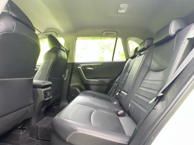 RAV4 4WDハイブリッドG ディスプレイオーディオ+ナビ/デジタルインナーミラー/衝突安全装置/シートヒーター/パノラミックビューモニター/車線逸脱防止支援システム/シート 合皮/電動バックドア/ドライブレコーダー 前後 4WD(7枚目)