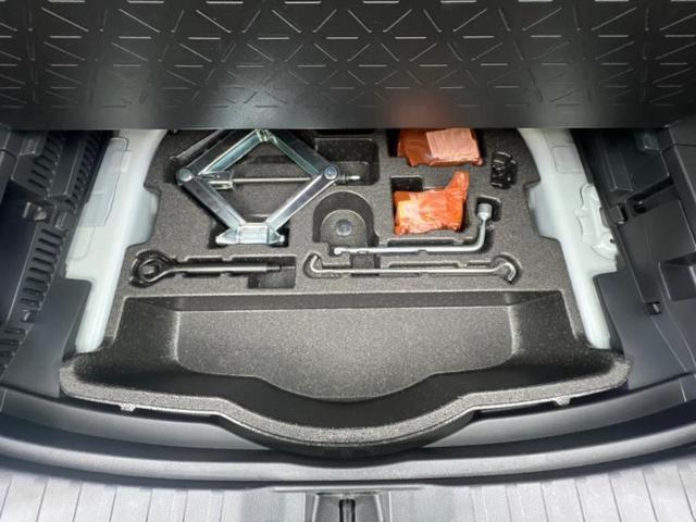 RAV4 4WDハイブリッドG ディスプレイオーディオ+ナビ/デジタルインナーミラー/衝突安全装置/シートヒーター/パノラミックビューモニター/車線逸脱防止支援システム/シート 合皮/電動バックドア/ドライブレコーダー 前後 4WD(24枚目)