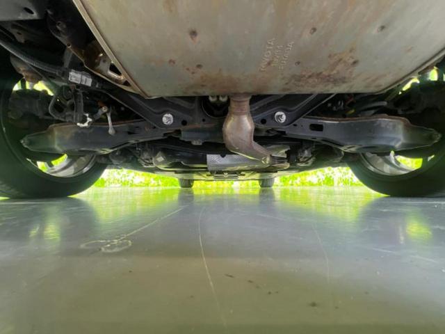 プリウス 4WD Aプレミアムツーリングセレクション 保証書/純正 9インチ SDナビ/衝突安全装置/シートヒーター/車線逸脱防止支援システム/シート 合皮/パーキングアシスト 自動操舵/ドライブレコーダー 前後/ヘッドランプ LED バックカメラ(40枚目)